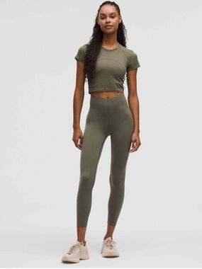 NWOT Lululemon Glow Up Super-High-Rise Tight 25"
Army Green